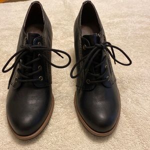 White Mountain Booths